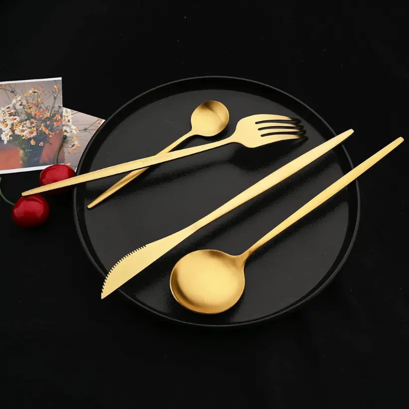 Conjunto de Talheres Dourado